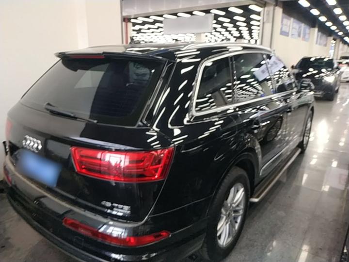 Q7 2018 40 TFSI Comfort photo 4