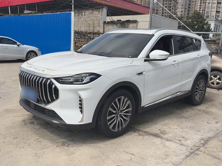 X70 PLUS 2023 1.5T DCTPLUS 7-Seater photo 2