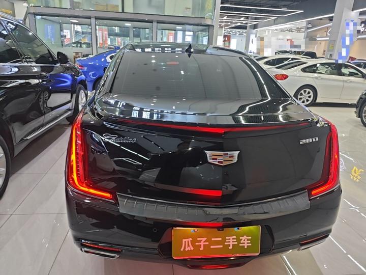 XTS 2018 28T Tech photo 5
