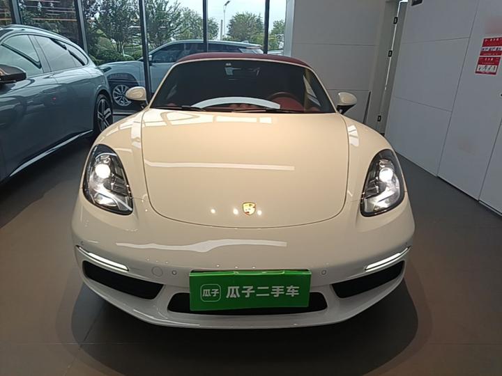 718 2022 Boxster 2.0T photo 2