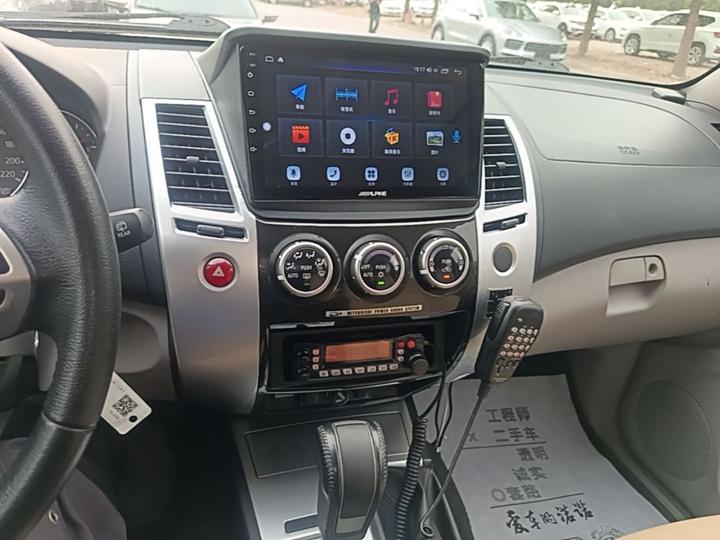 Pajero 2013 3.0L AT AWD Executive photo 8