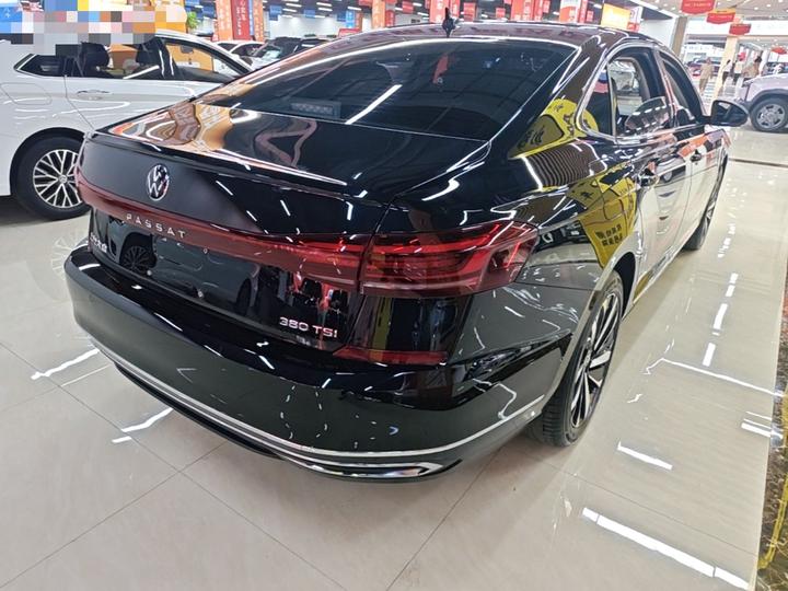 Passat 2025 380TSI photo 4