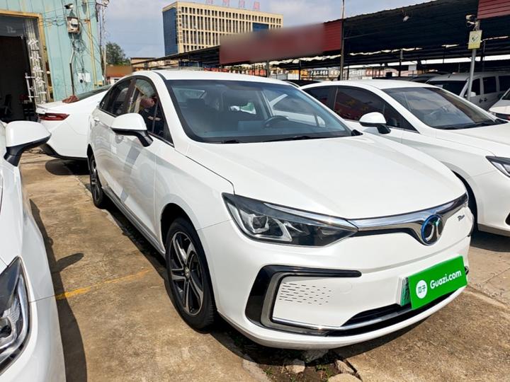 BAIC EU5 2018 R500 photo 3