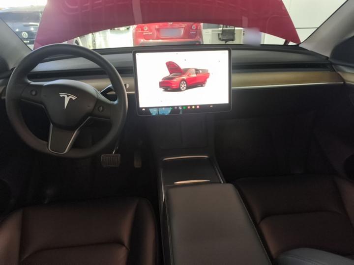 Model Y 2022 Facelift RWD photo 5