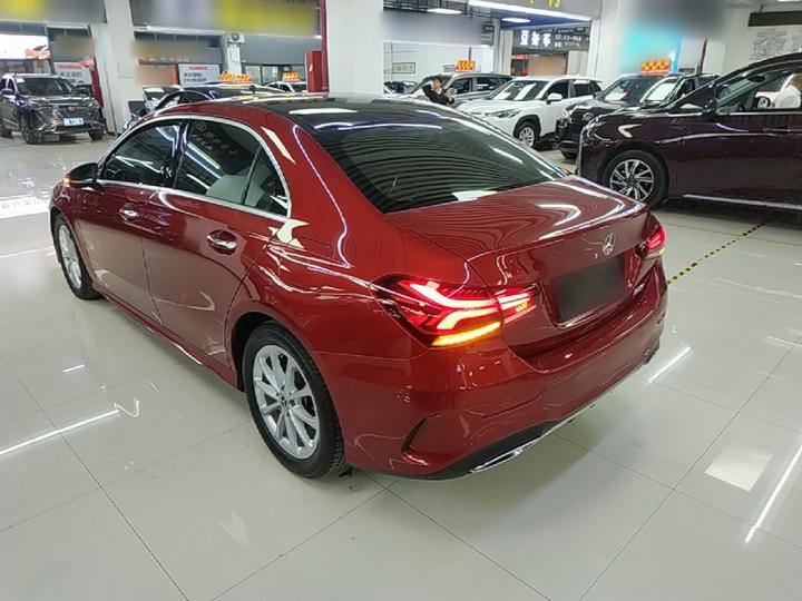 A-Class 2019 A 200 L Sport photo 4