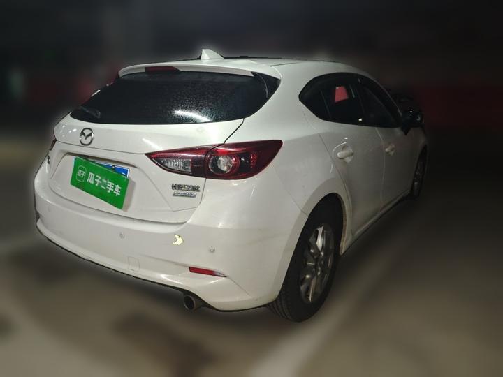 3 Axela 2017 Hatchback 1.5L AT Luxury China V photo 6