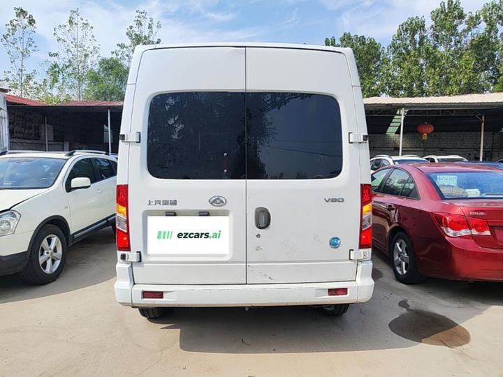 MAXUS V80 2021 2.0T MT Classic Short Wheelbase 5/6-Seater photo 5