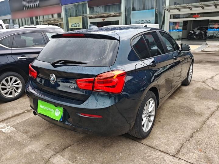 1 Series Imported 2015 118i Leading photo 4