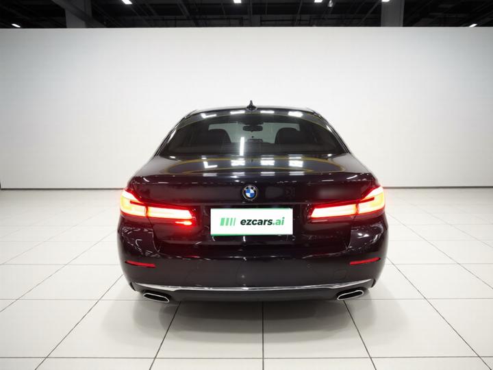 5 Series 2023 530Li Exclusive Luxury photo 3