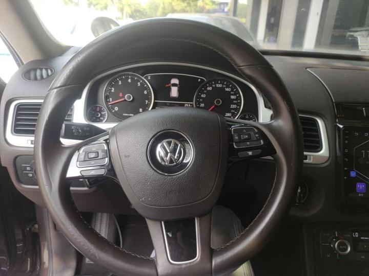 Touareg 2011 3.0TSI photo 2