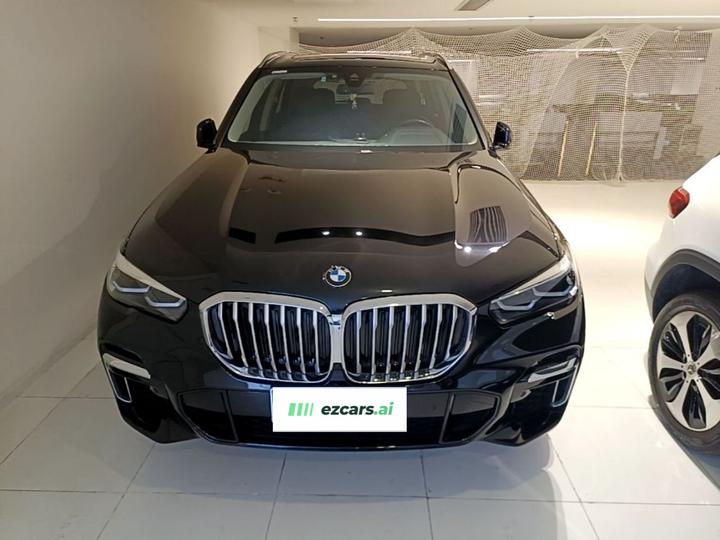 X5 2022 Facelift xDrive 30Li M Sport Package photo 2