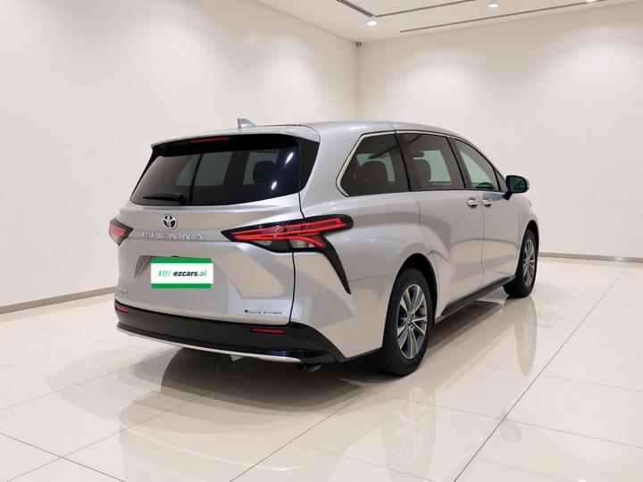 Sienna 2026 2.5L Hybrid AWD Exclusive photo 6