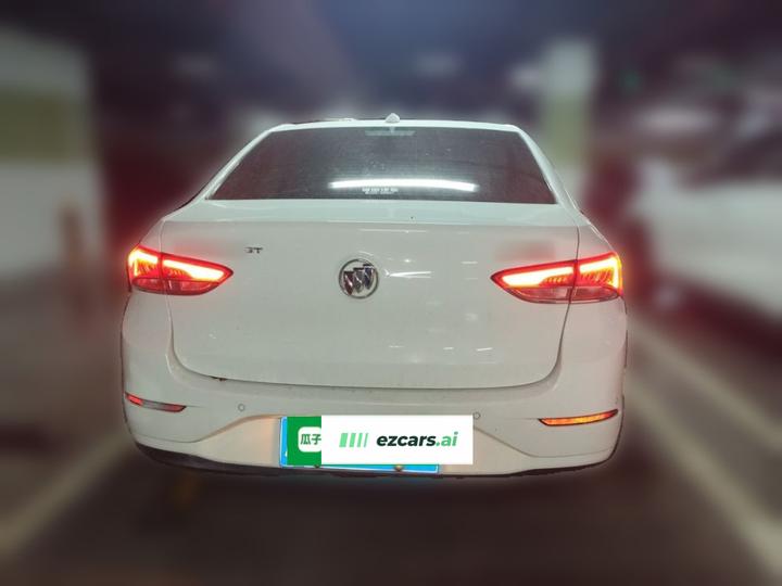 Excelle 2021 Facelift Classic 1.5L AT Elite photo 5