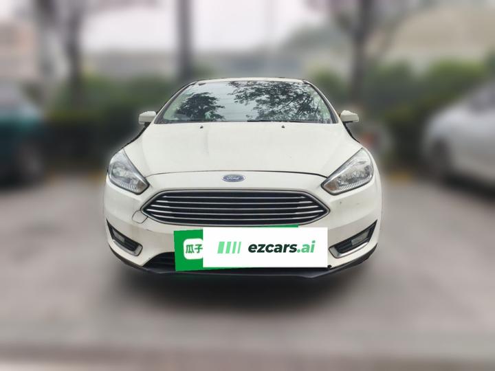 Focus 2015 Sedan 1.6L AT photo 2