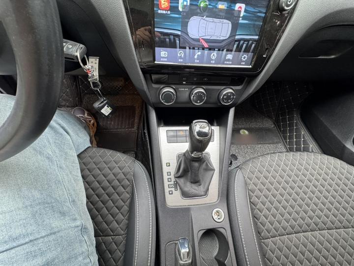 Octavia 2018 TSI280 DSG Luxury photo 6