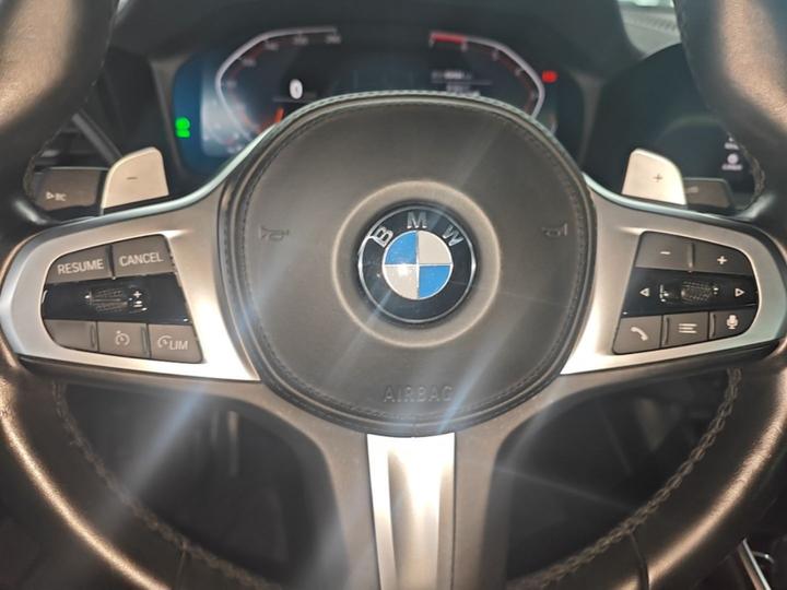 4 Series 2021 425i M Sport Package photo 2