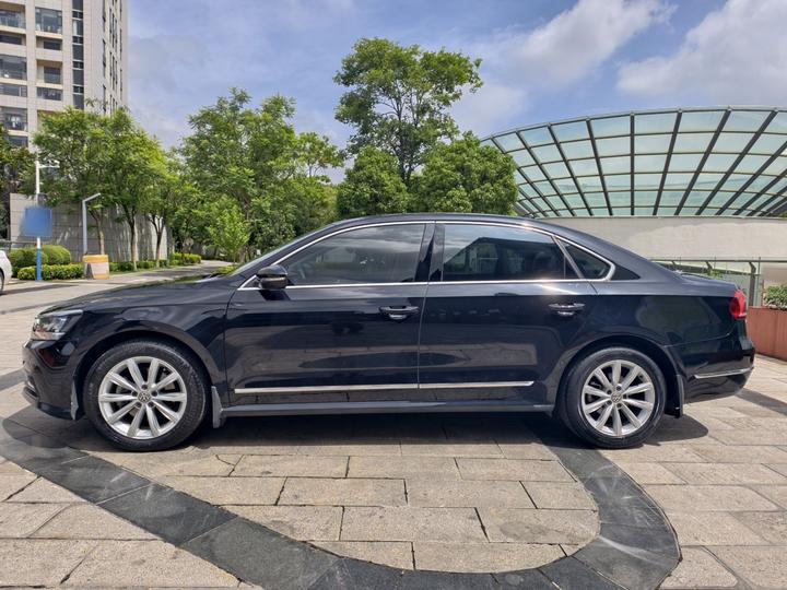 Passat 2017 330TSI DSG photo 4