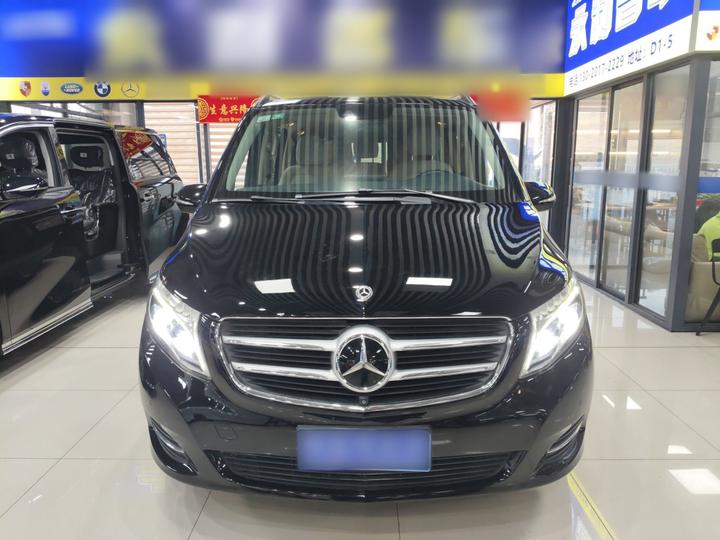 V-Class 2018 V 260 L Premium Extended China VI photo 2