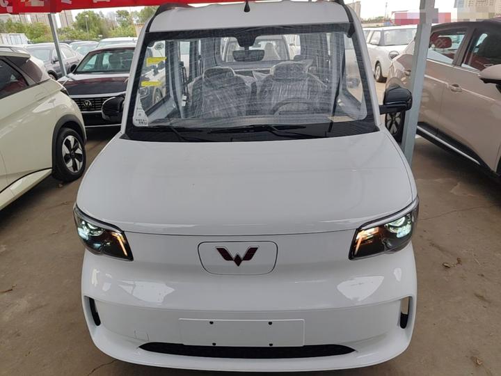 Wuling Zhiguang EV 2025 305km Progressive photo 2