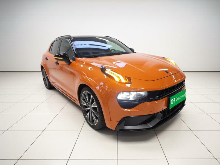 02 Hatchback 2021 2.0TD Halo photo 3