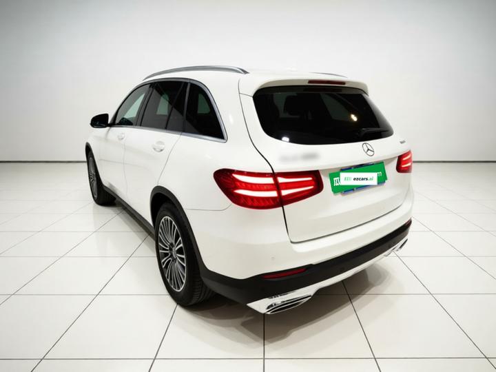 GLC 2017 GLC 200 4MATIC photo 4
