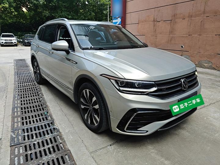 Tiguan L 2022 330TSI AT RWD R-Line photo 3