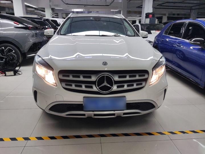 GLA 2018 GLA 200 Dynamic photo 2