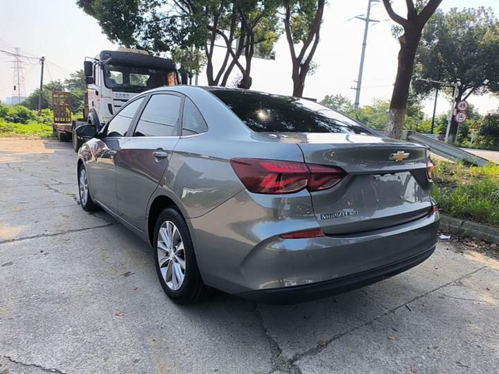 Cruze 2020 320 AT Enjoy photo 4