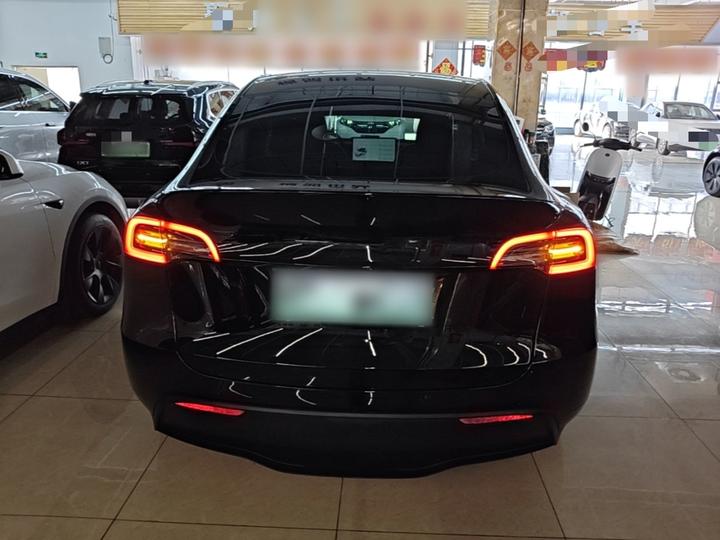 Model Y 2022 Facelift RWD photo 5