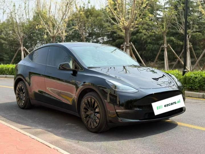 Model Y 2022 Facelift Long Range AWD photo 3