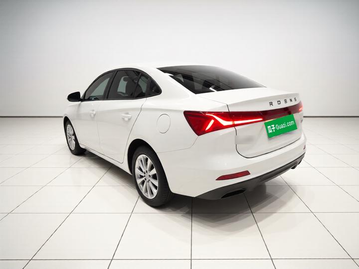 i5 2026 1.5L MT Comfort photo 4
