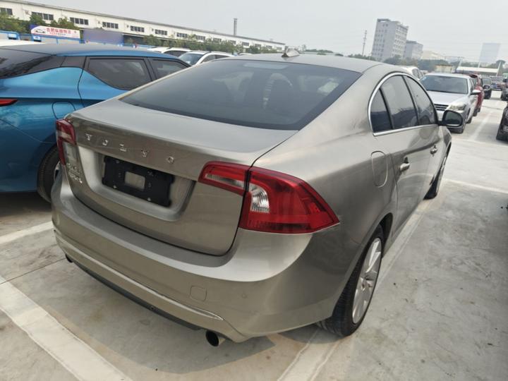 S60 2015 S60L 2.0T photo 6