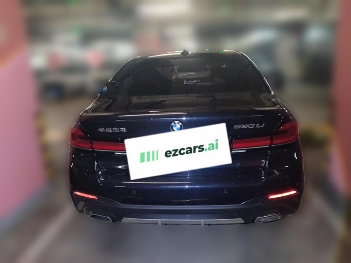 5 Series 2023 530Li Leading M Sport Package photo 5