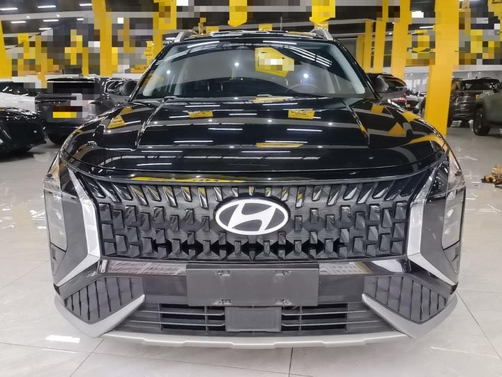 ix35 2023 2.0L Premium LUX photo 2