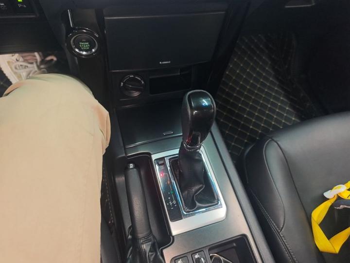 Prado 2016 2.7L AT Standard photo 5