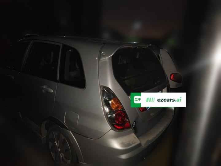 2013 Hatchback 1.4L MT Standard 2 photo 5