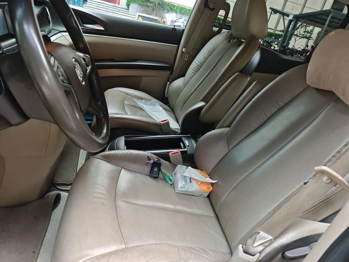 GL8 2011 3.0L XT Luxury Business Flagship photo 7