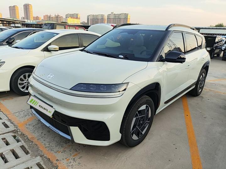 EO 2025 RWD TECH 64.2kWh