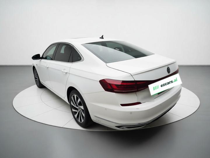 Passat EV 2022 430PHEV Hybrid Luxury photo 4