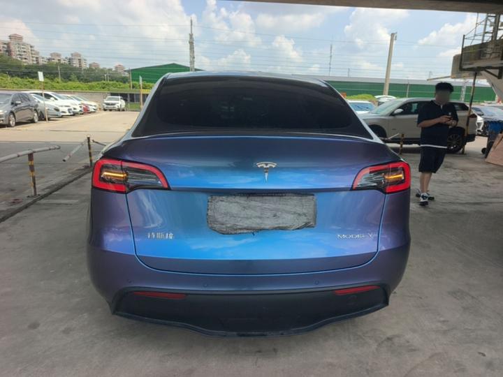 Model Y 2022 Facelift RWD photo 3