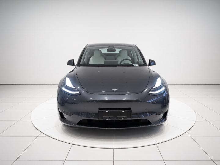 Model Y 2022 Facelift RWD photo 2