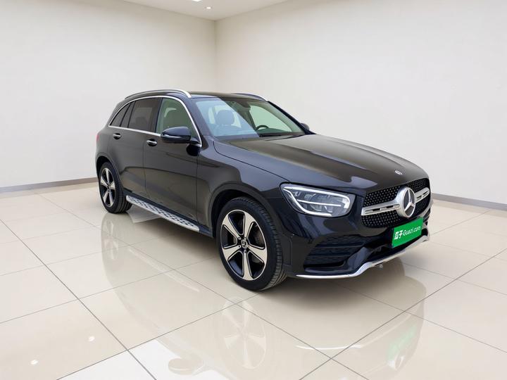GLC 2022 Facelift GLC 300 L 4MATIC Luxury photo 3