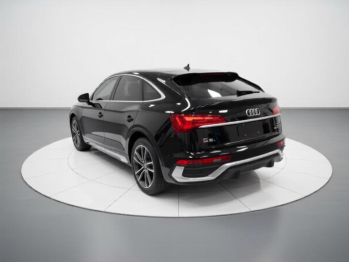 Q5L Sportback 2022 45 TFSI Luxury photo 4