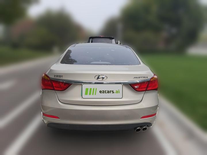 Mistra 2014 1.8L AT Premium DLX photo 5