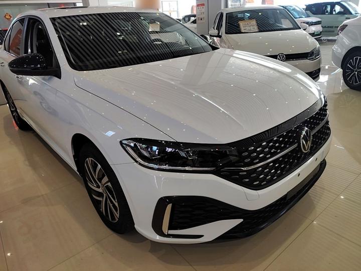 Lavida 2024 300TSI DSG photo 3