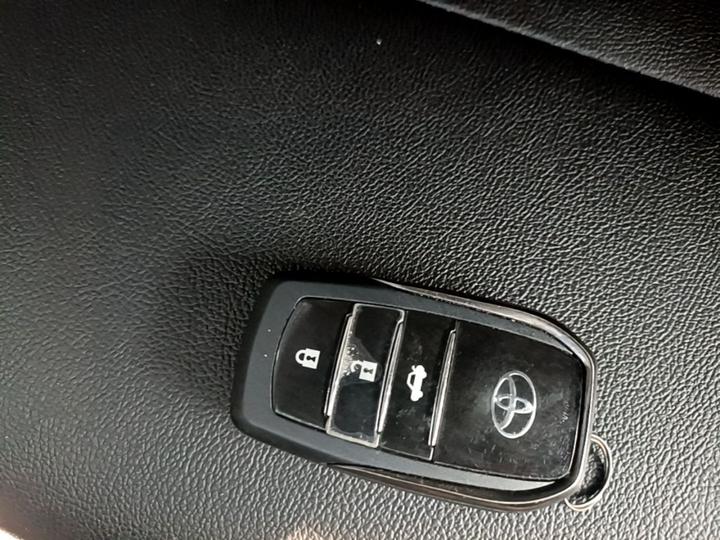 YARiS L 2020 X 1.5L CVT Leading photo 8