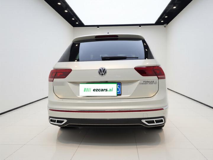 Tiguan L 2018 330TSI AT RWD Flagship photo 5