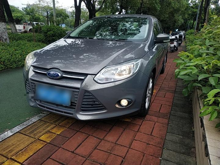 Focus 2012 Sedan 1.6L AT Comfort