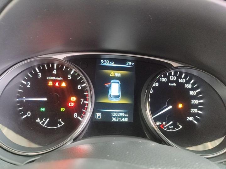 X-Trail 2014 2.0L CVT Comfort 2WD photo 7