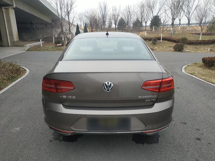 Magotan 2017 380TSI DSG Luxury photo 4